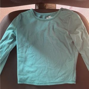 Long sleeve green shirt (Hollister)